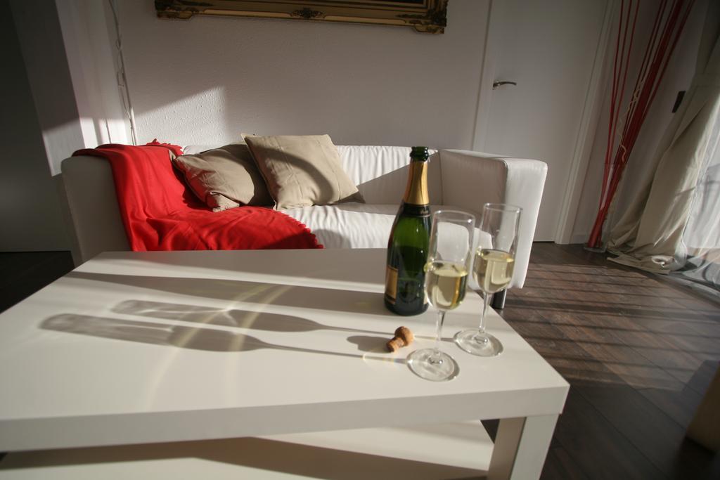 Near Clot & Sagrada Familia Apartment バルセロナ 部屋 写真